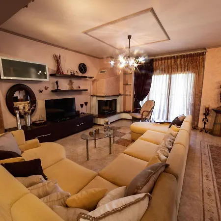 Villa Pefka Thessaloniki